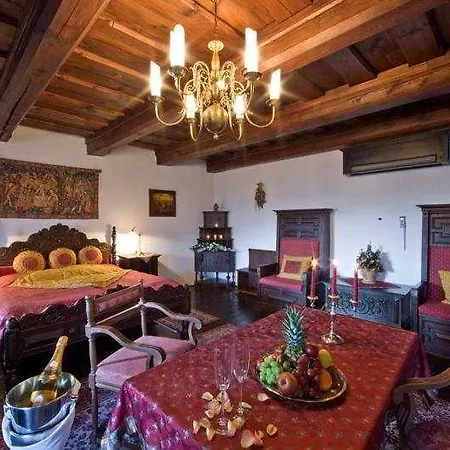 Ruze Hotel