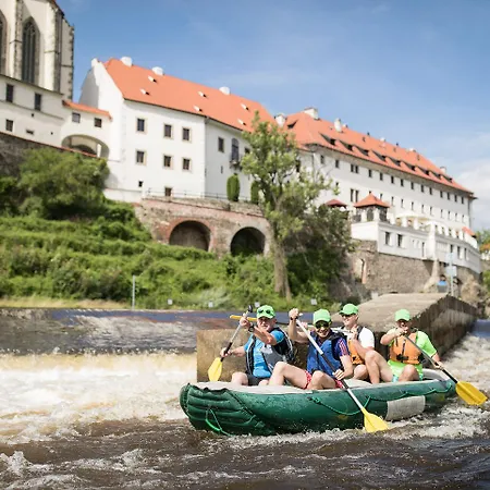Ruze & Wellness 4* Cesky Krumlov