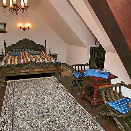 Ruze & Wellness 5* Český Krumlov