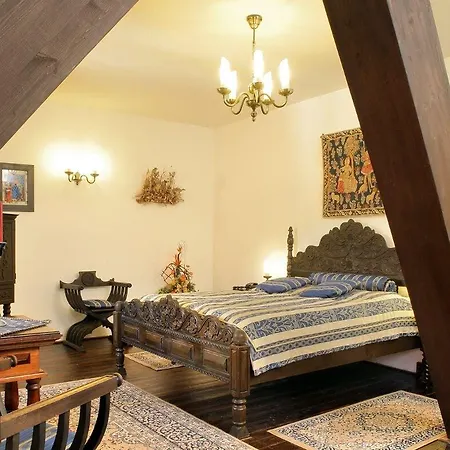 Ruze & Wellness Hotel Cesky Krumlov