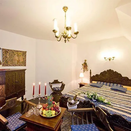 Ruze & Wellness ホテル チェスキー クルムロフ