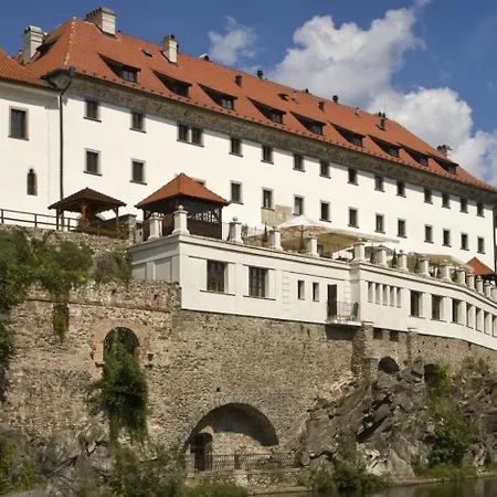 Ruze & Wellness Cesky Krumlov