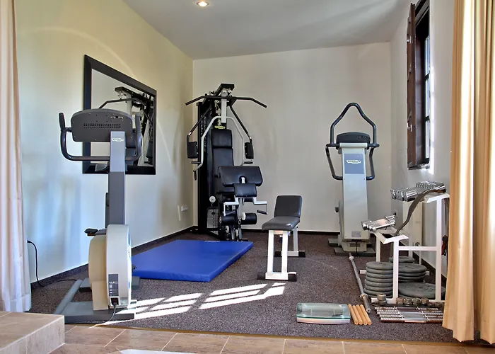 Ruze & Wellness Ξενοδοχείο 5*